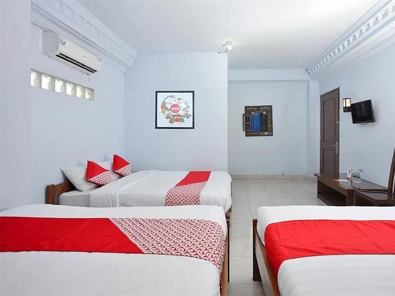 Kalasan Oyo 586 Hotel Wijaya מראה חיצוני תמונה