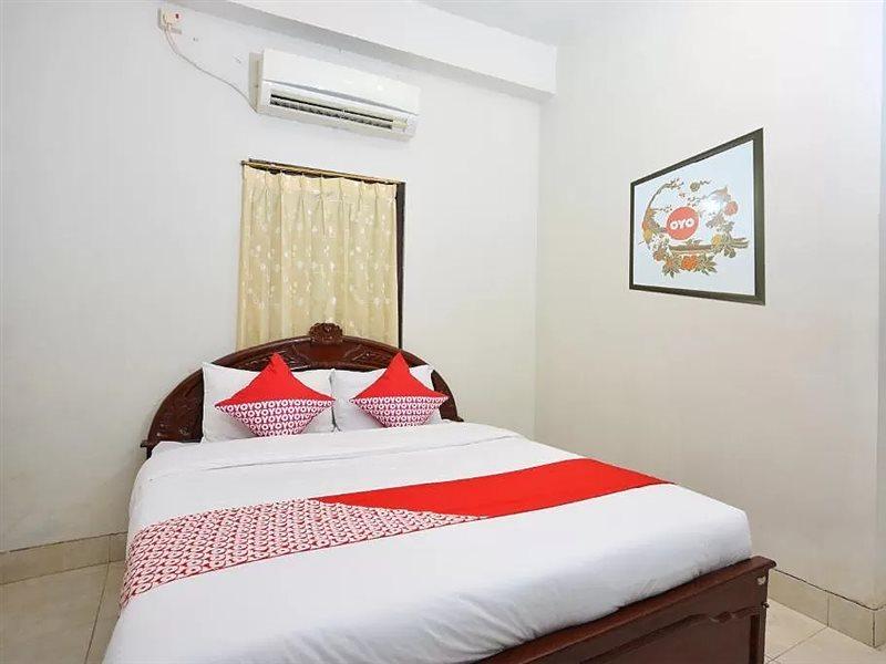 Kalasan Oyo 586 Hotel Wijaya מראה חיצוני תמונה