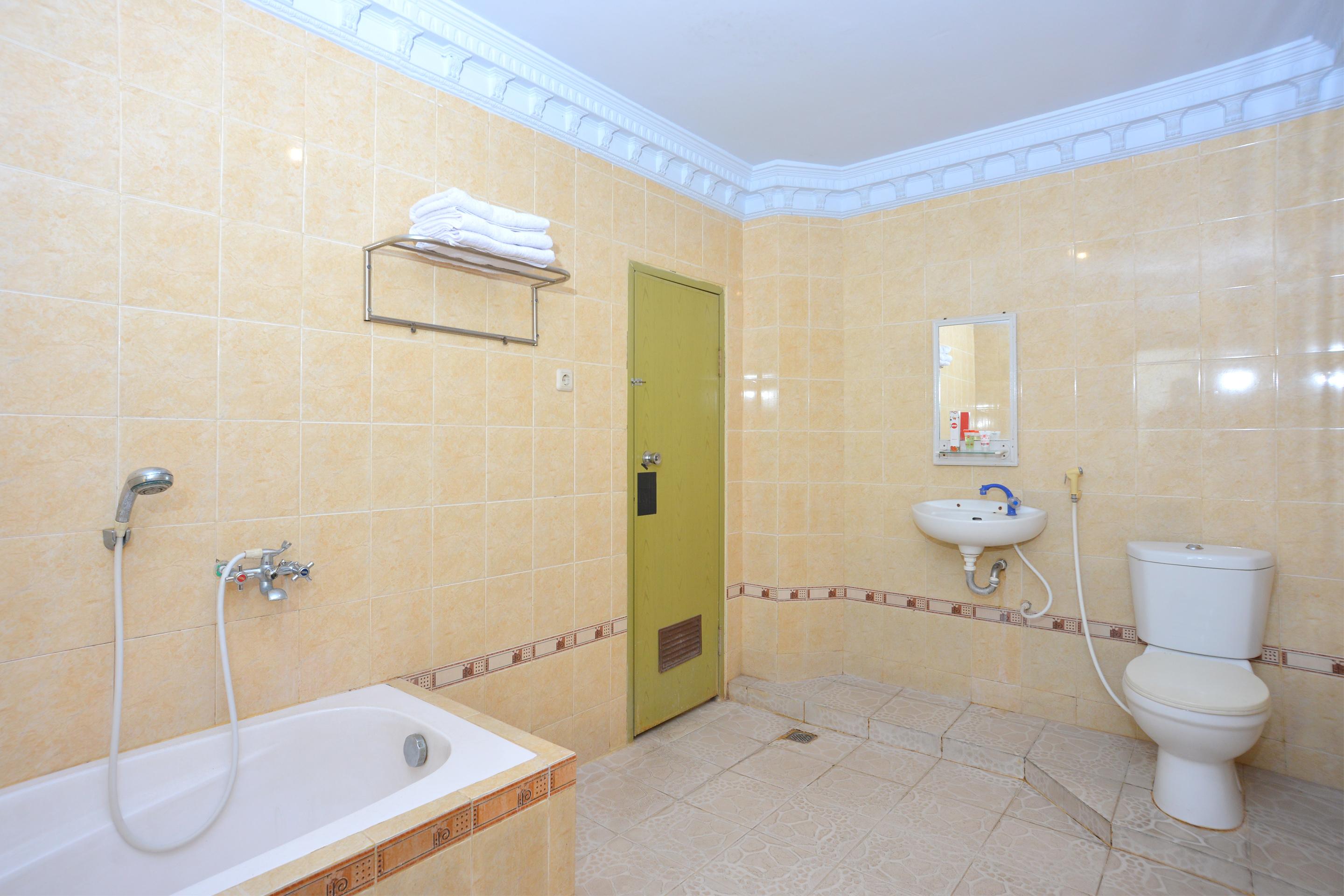Kalasan Oyo 586 Hotel Wijaya מראה חיצוני תמונה