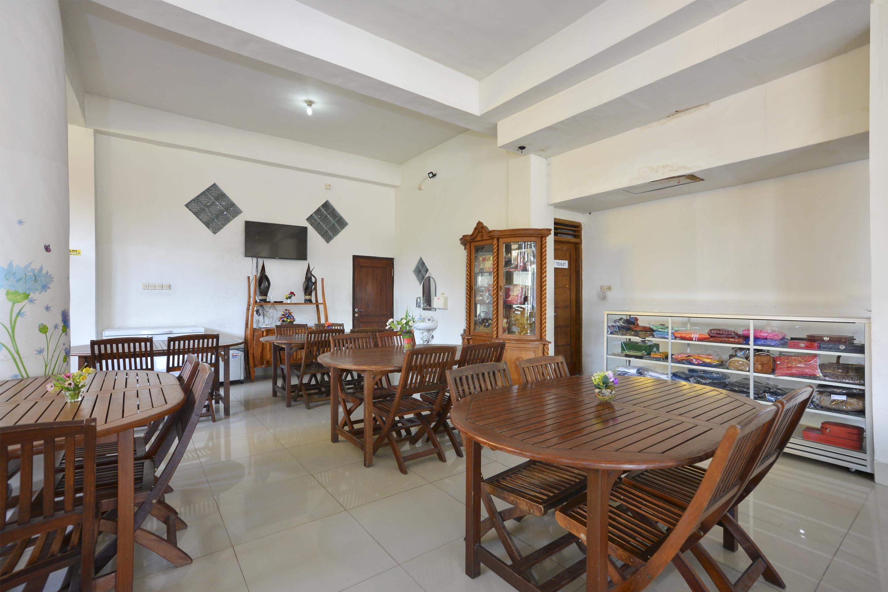 Kalasan Oyo 586 Hotel Wijaya מראה חיצוני תמונה