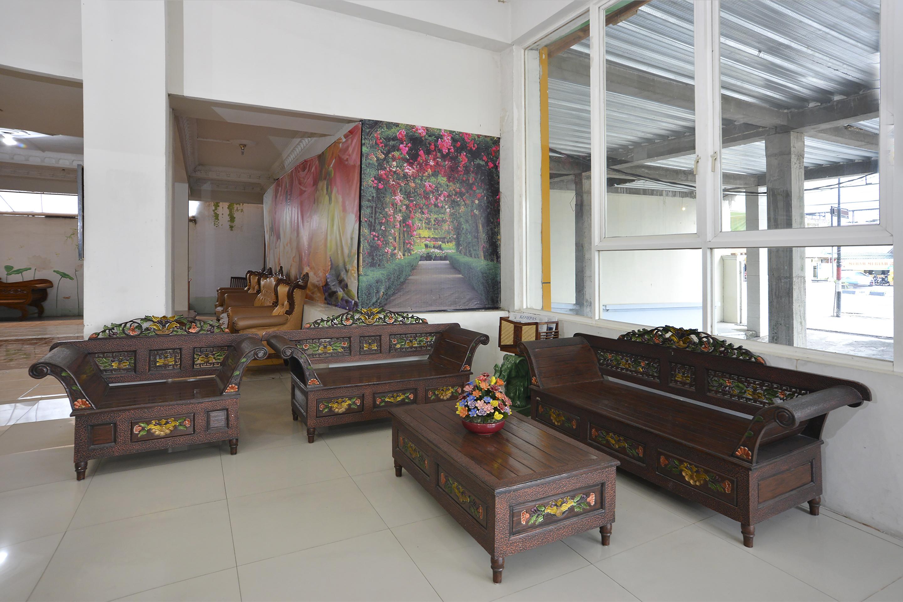 Kalasan Oyo 586 Hotel Wijaya מראה חיצוני תמונה
